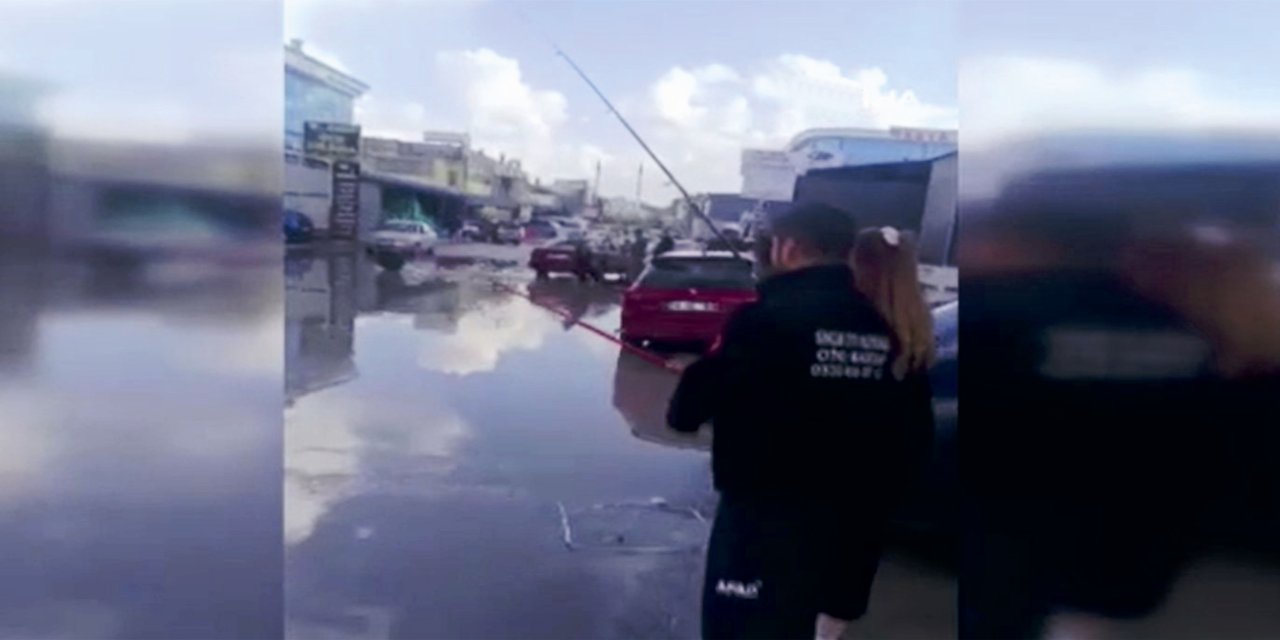 Göle Dönmüş Sokağa Olta Atan Ankaralıların Görüntüsü Gündem Oldu