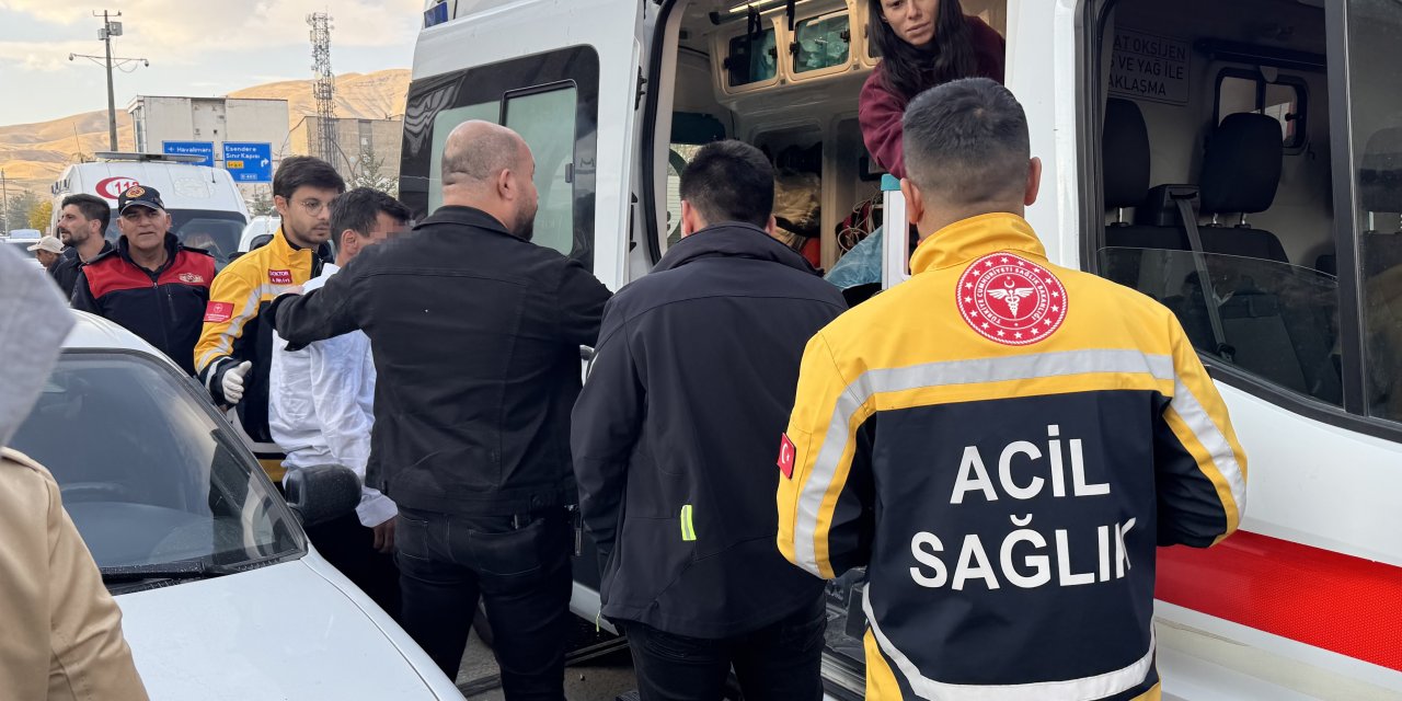 İntihar etmek isteyen genci Polis kurtardı
