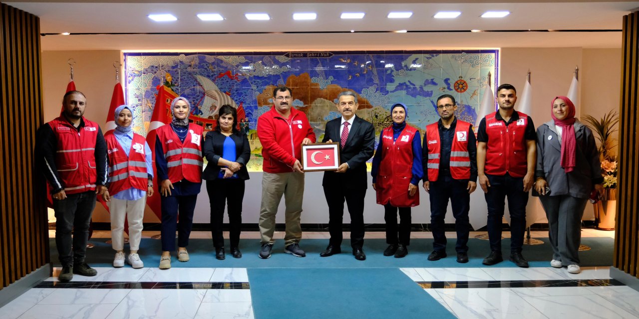 Kızılay Haftası'nda Şırnak'ta Anlamlı Ziyaret