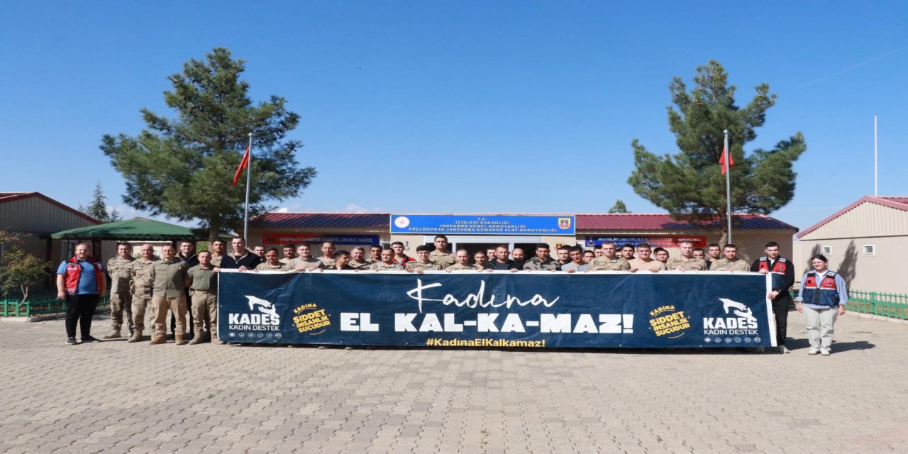 Şırnak’ta Askerî Personele “Kadına Yönelik Şiddetle Mücadele” Eğitimi