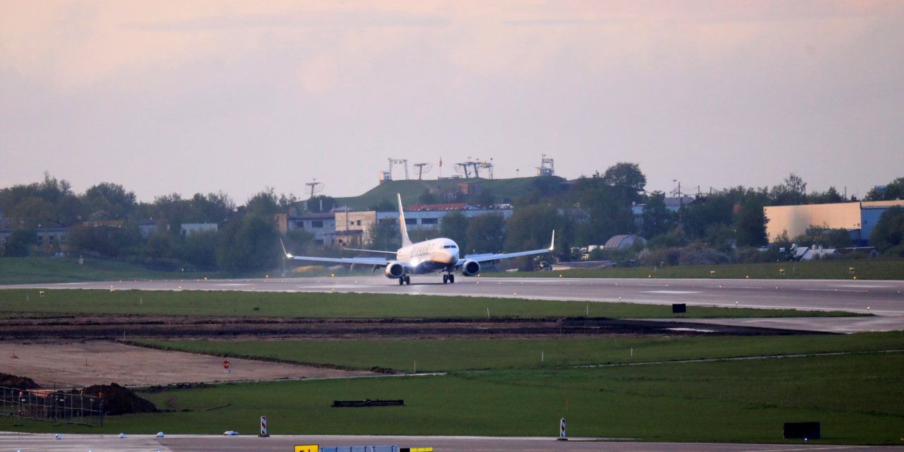 Litvanya'daki Vilnius Havalimanı meteoroloji balonları nedeniyle bu ay altıncı defa kapandı