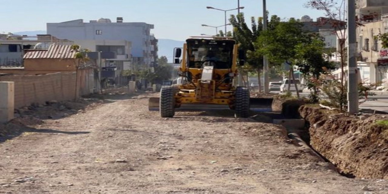 Silopi'de Hastane Caddesi'nde Altyapı Seferberliği Sürüyor