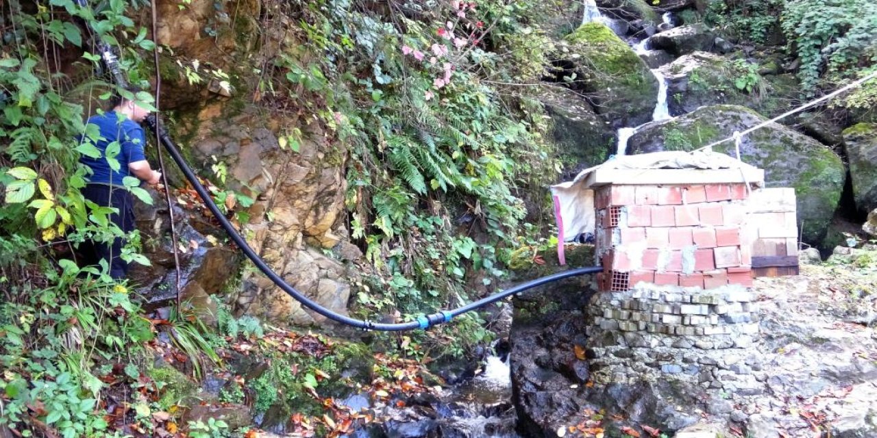 Sudan kendi elektriklerini üreterek herkese örnek oldular