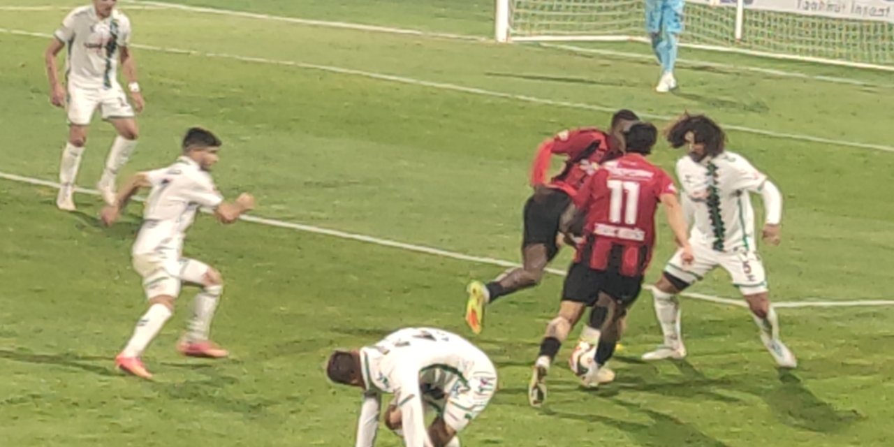 Vanspor FK: 3 - Sakaryaspor: 2