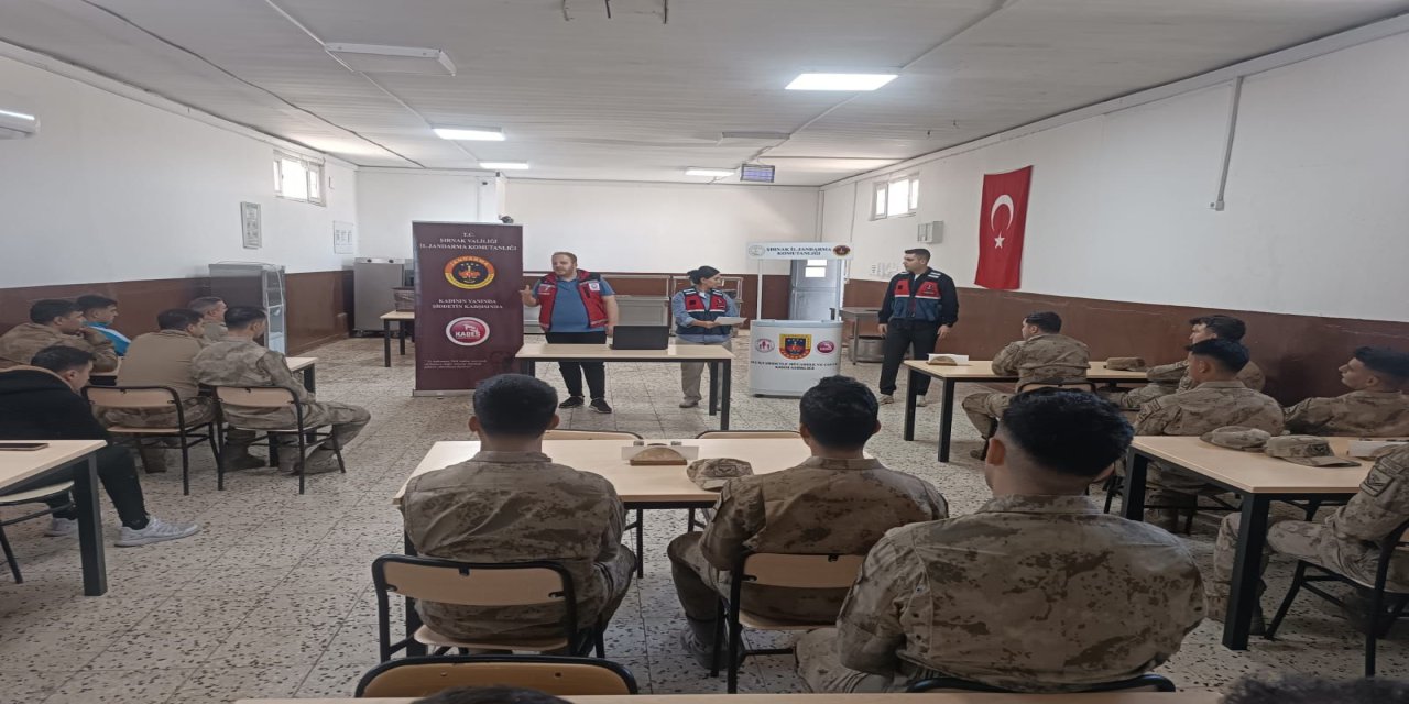 Şırnak'ta Mehmetçiğe Şiddetle Mücadele Eğitimi