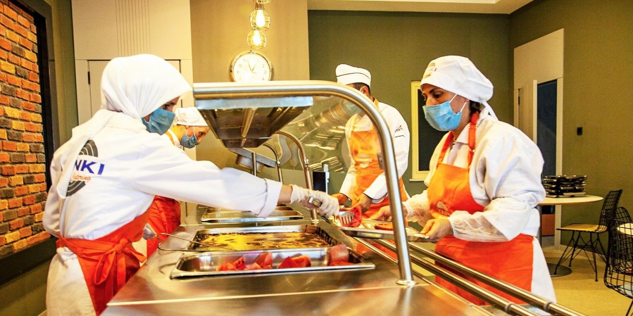 Endüstriyel yemek sektöründe kalite ölçülebilir standartlarla yükseliyor