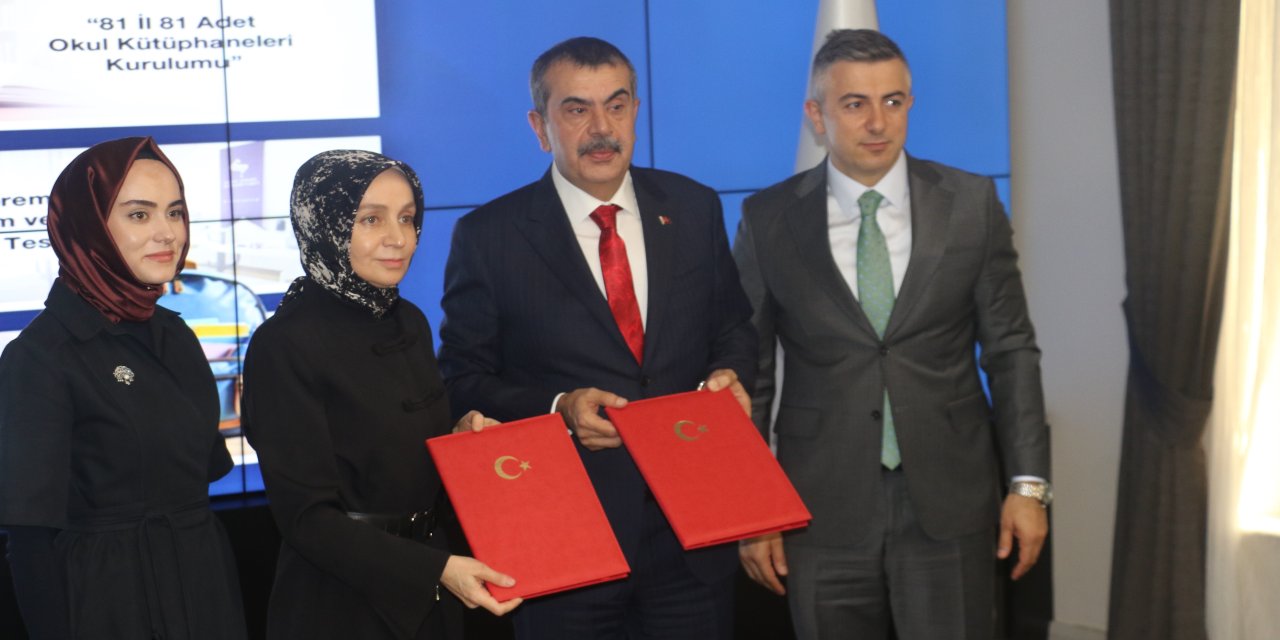 Bakan Tekin: "Türkiye'de okuma kültürünü geliştirmek konusunda ciddi adımlar atmak istiyoruz"