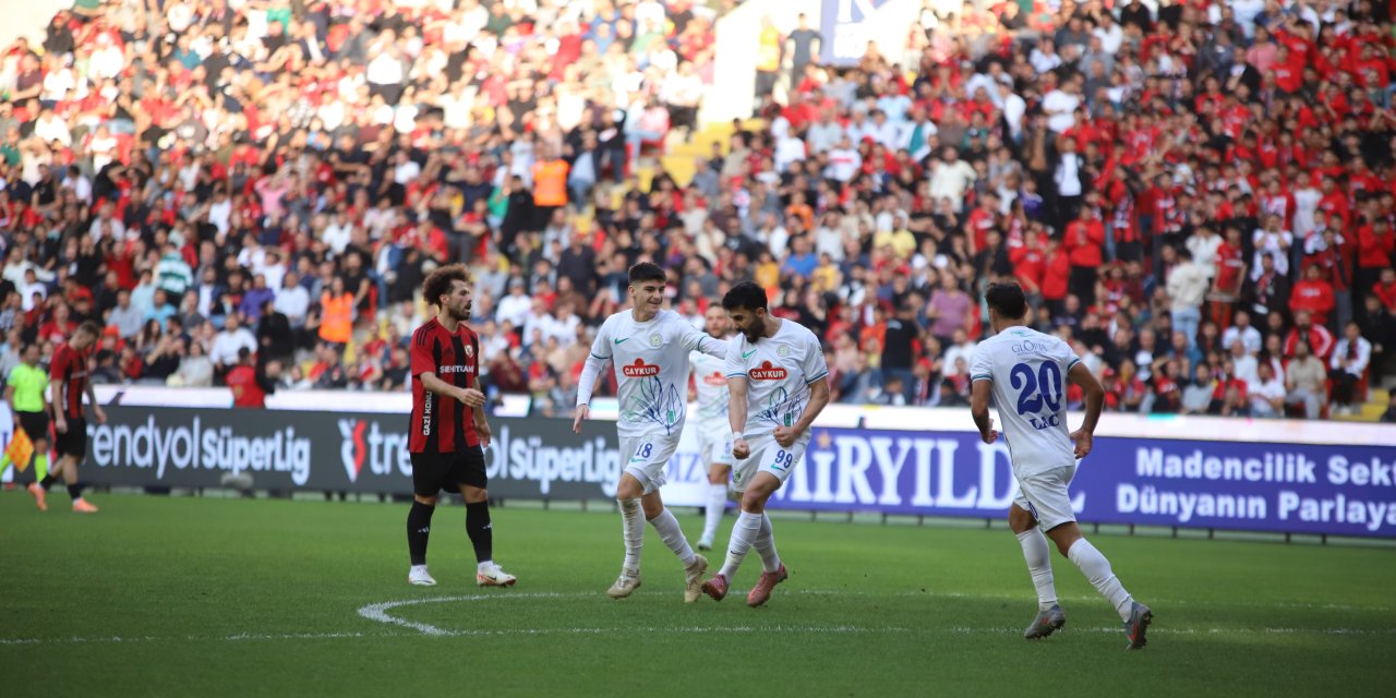 Gaziantep FK: 2 - Çaykur Rizespor: 2