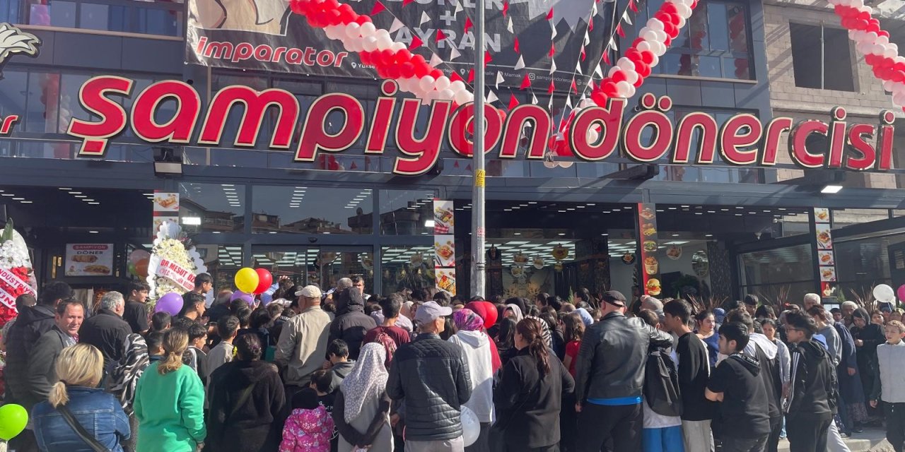 1 TL'ye satılan Tavuk döner ve ayran, Ankaralılardan yoğun ilgi