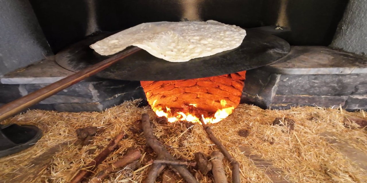 Yardımlaşma Ruhu Canlandı: Kışlık Ekmekler Hazır!