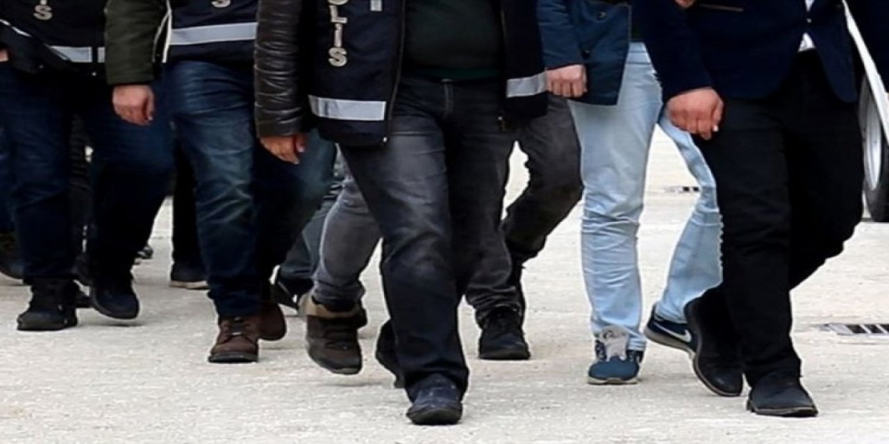 Şırnak dahil 23 ilde dolandırıcılık şebekelerine  operasyon: 64 şüpheli yakalandı
