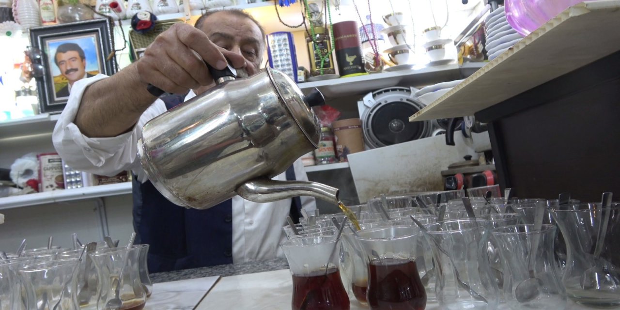 Şırnak’ta bir ömür çayın başında geçirdi