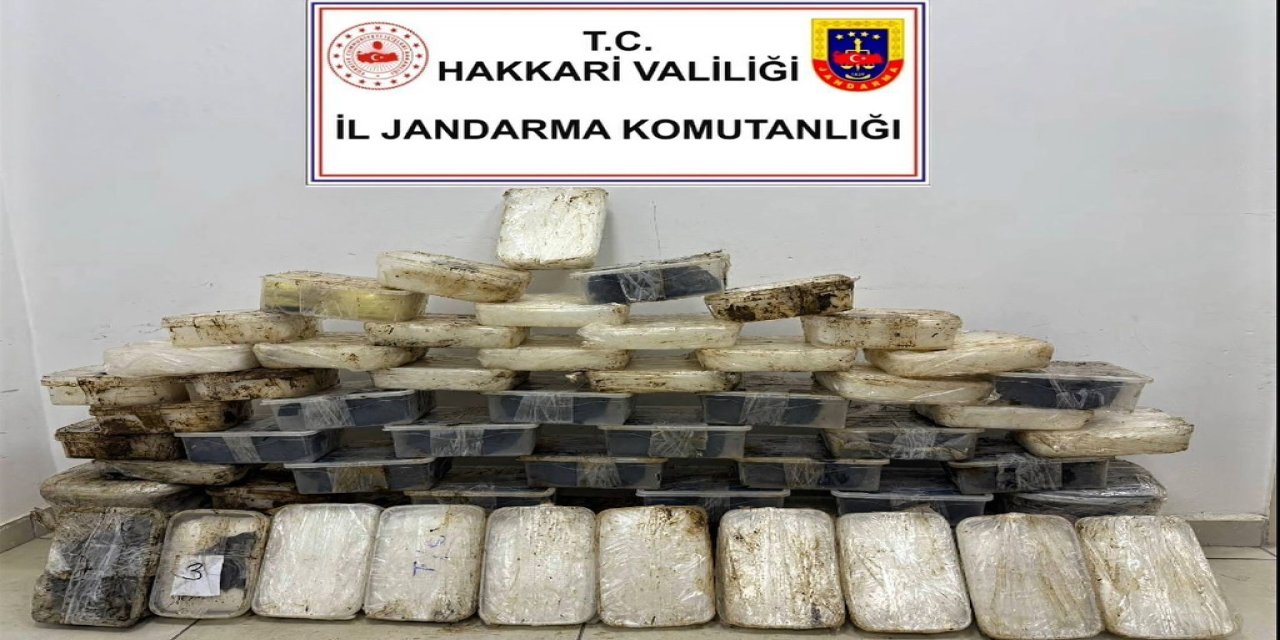 Hakkari'de 81 kilo 133 gram metamfetamin ele geçirildi