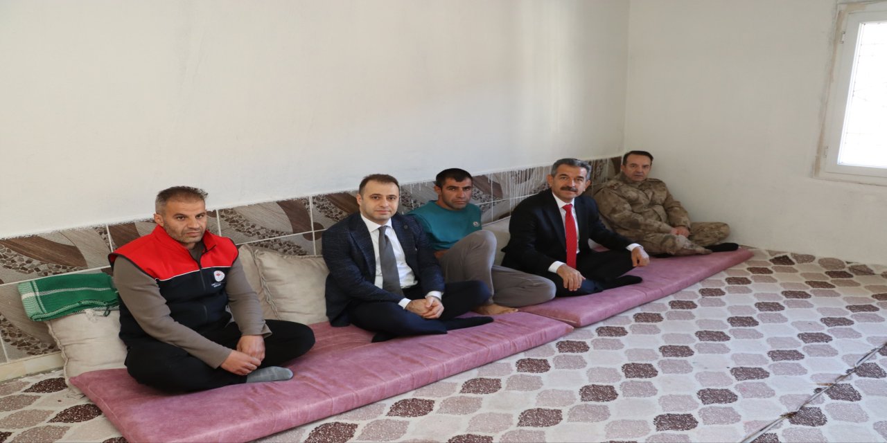 Şırnak Valisi Birol Ekici’den Uludere’de Gazi ve Taziye Ziyareti