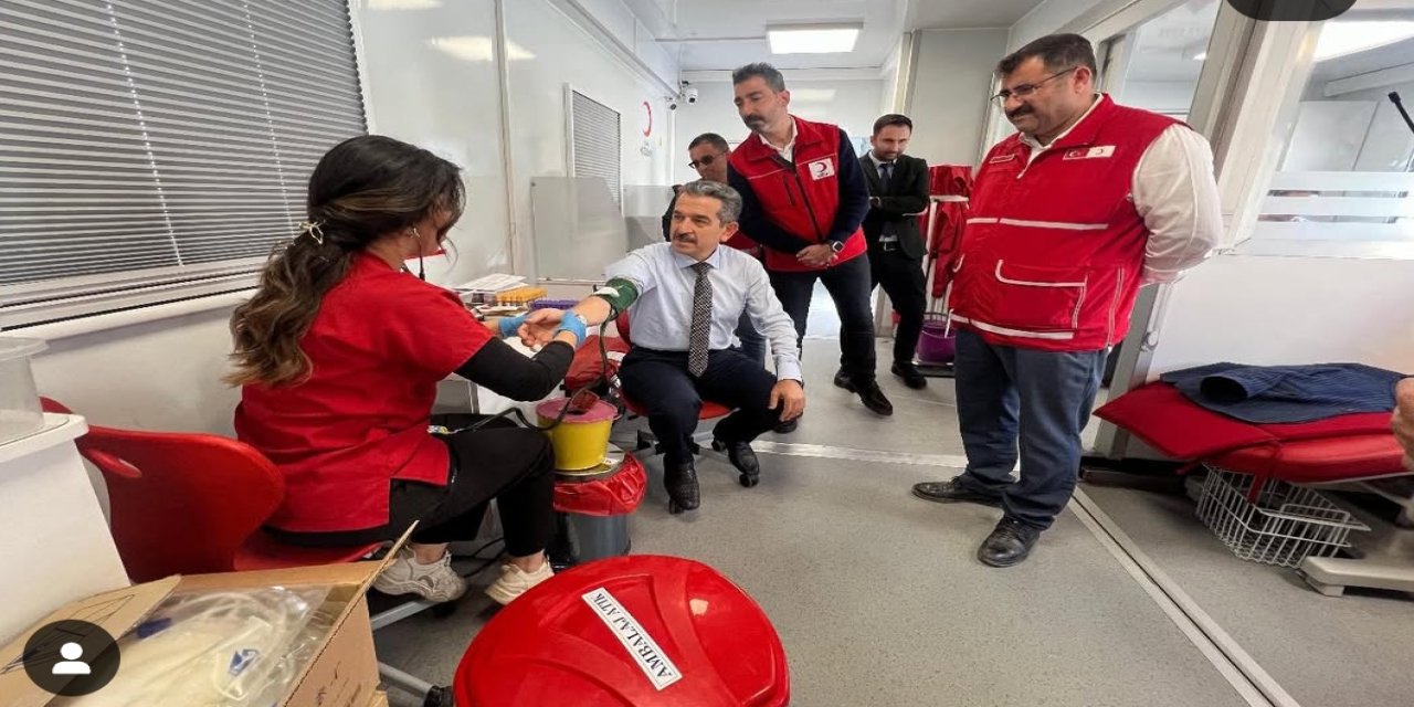 Şırnak Valisi Birol Ekici Kan Bağışı Kampanyasına Destek Verdi