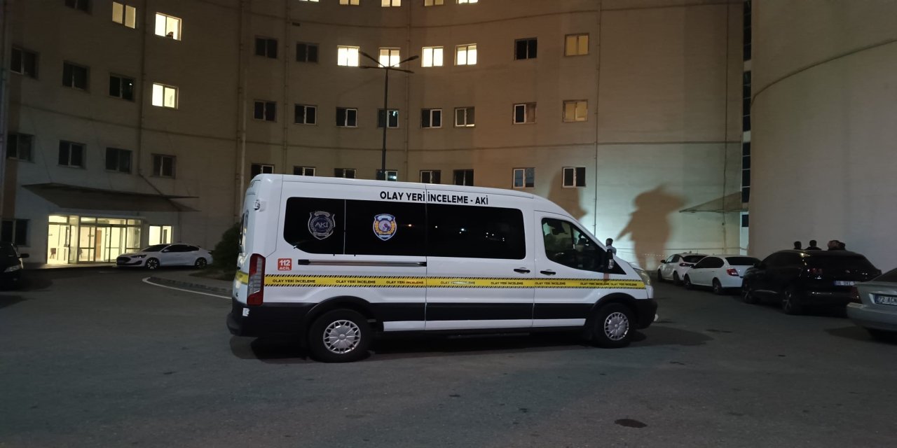 Hastanede Akıllara Zarar Anlar: Kendini 5. Kattan Boşluğa Bıraktı!