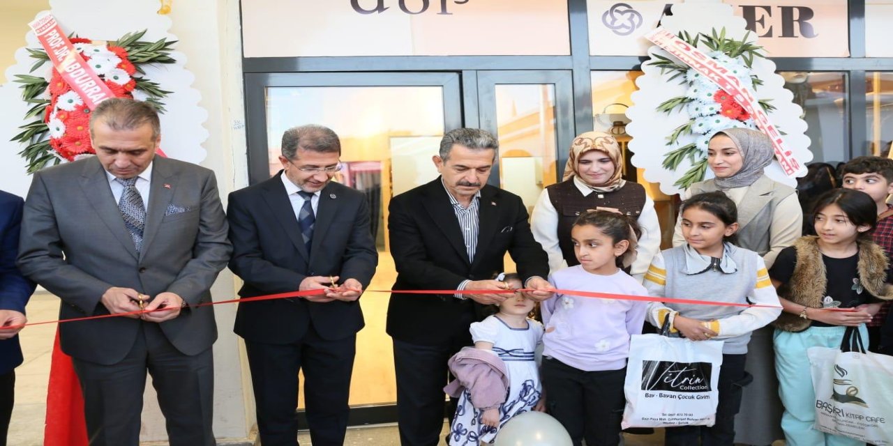 Şırnak’ta Yeni Tesettür Mağazası Hizmete Açıldı