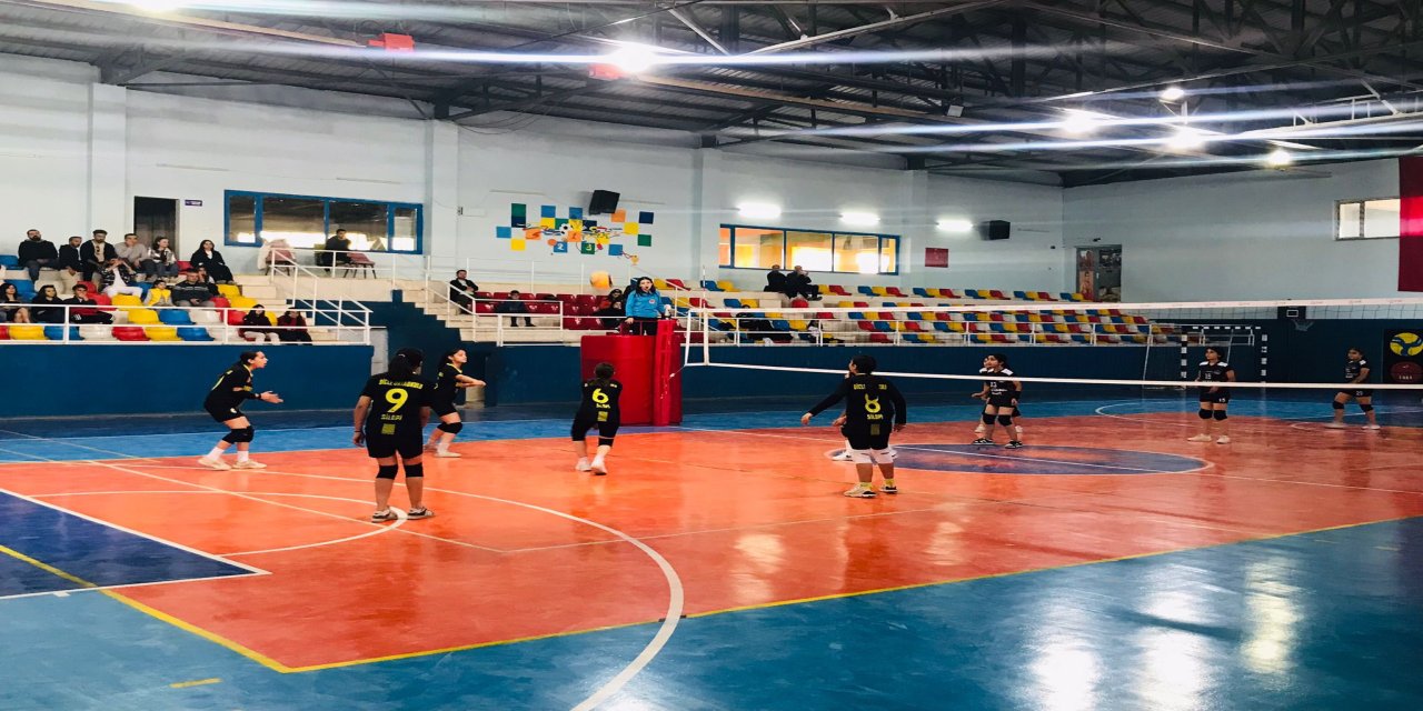 Silopi’de Okul Sporları Yıldız Kızlar İlçe Finalleri Tamamlandı