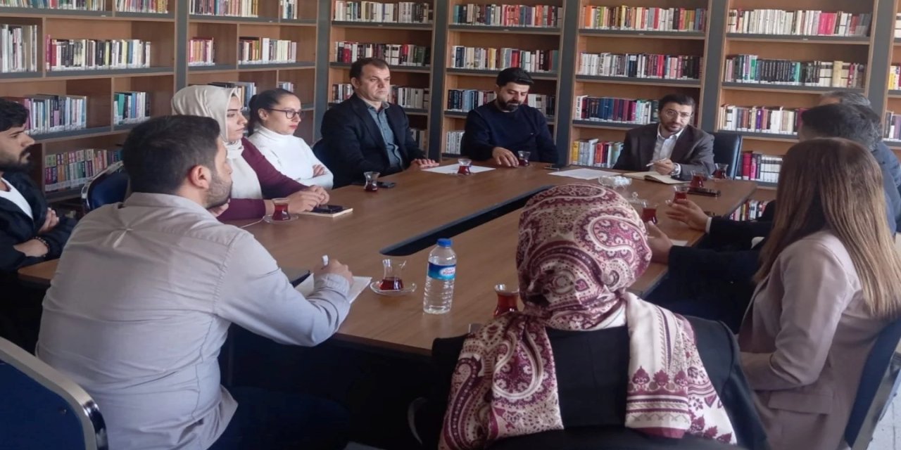 Silopi MYO'dan Staj ve Teknoloji Odaklı Dev Kararlar: Mezunlar İş Hayatına Daha Donanımlı Hazırlanacak