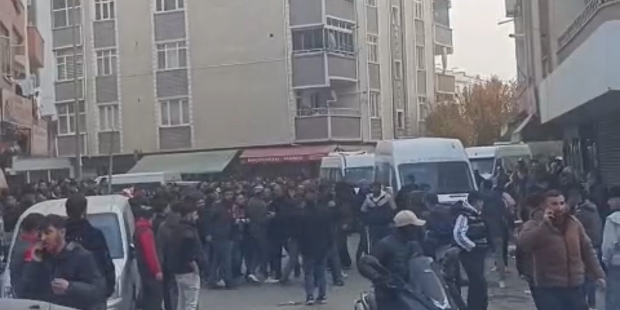 Husumetli iki aile sokak ortasındaki Silahlı kavgasıi mahalleyi ayağa kaldırdı