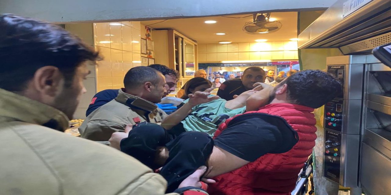 Hamur karıştırma makinesine elini sıkıştıran çocuğu itfaiye kurtardı