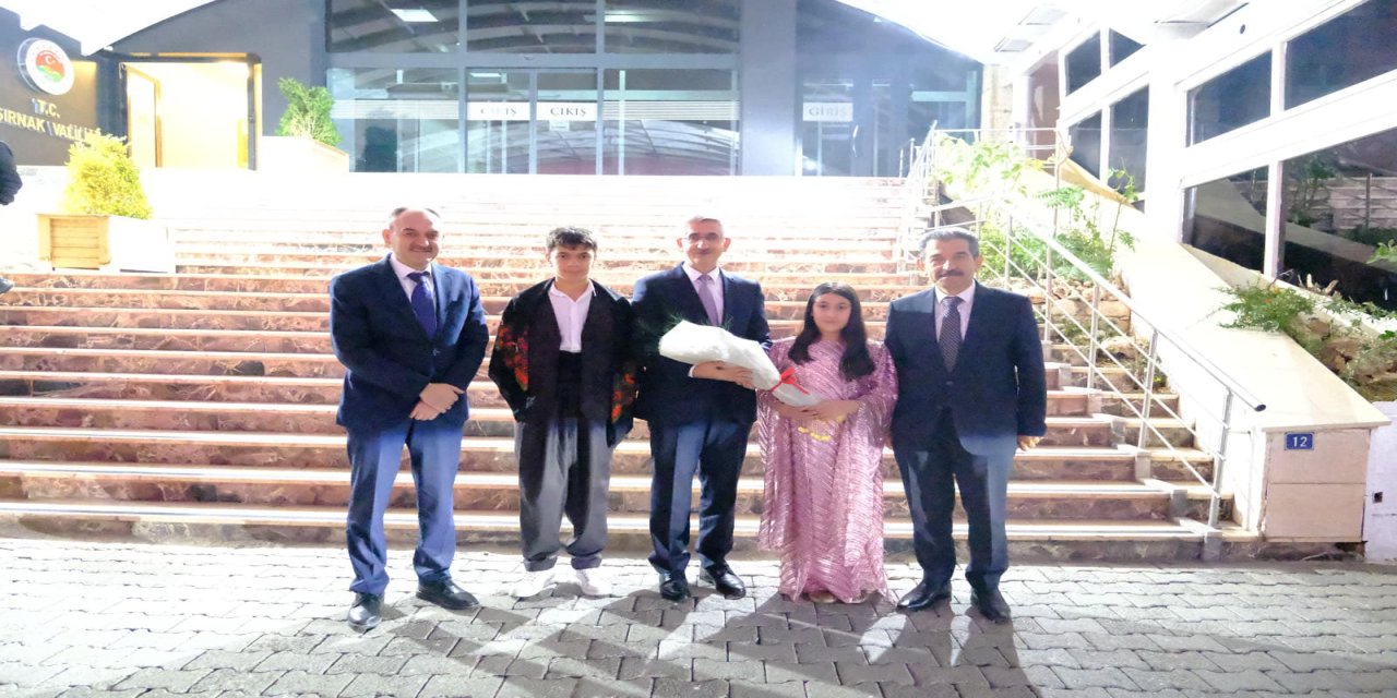 MEB Bakan Yardımcısı Nazif Yılmaz, Sempozyum Öncesi Şırnak Valisi Birol Ekici ile Görüştü