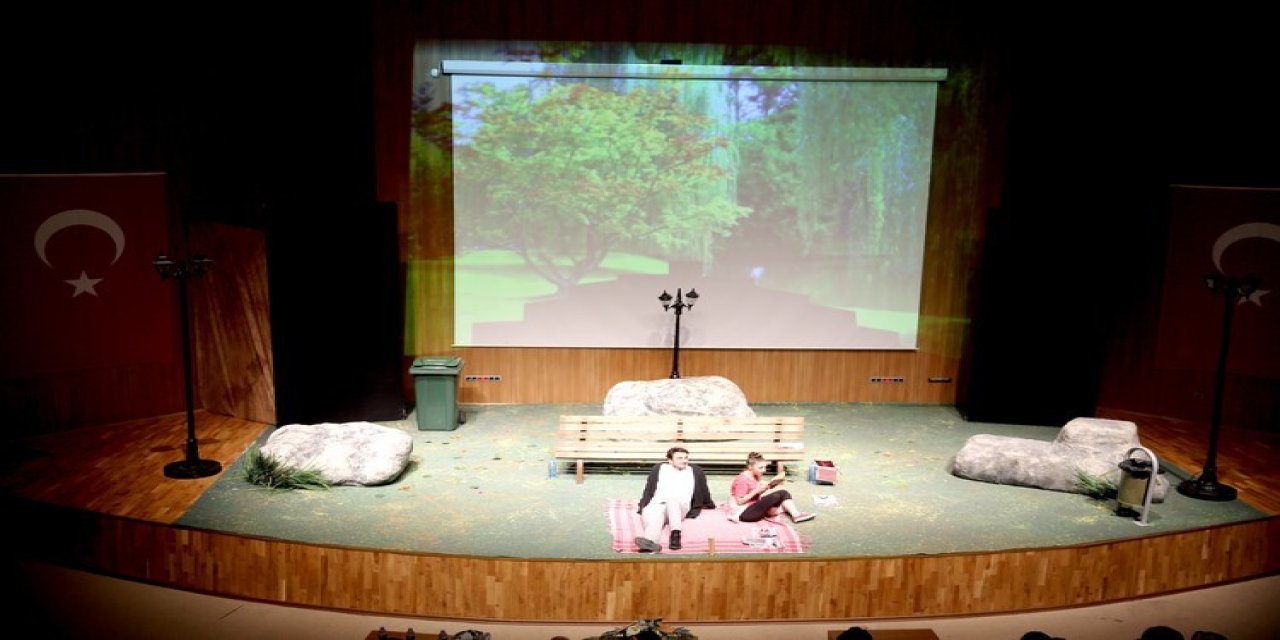 Şırnak Belediyesi’nden Ücretsiz Tiyatro Sürprizi