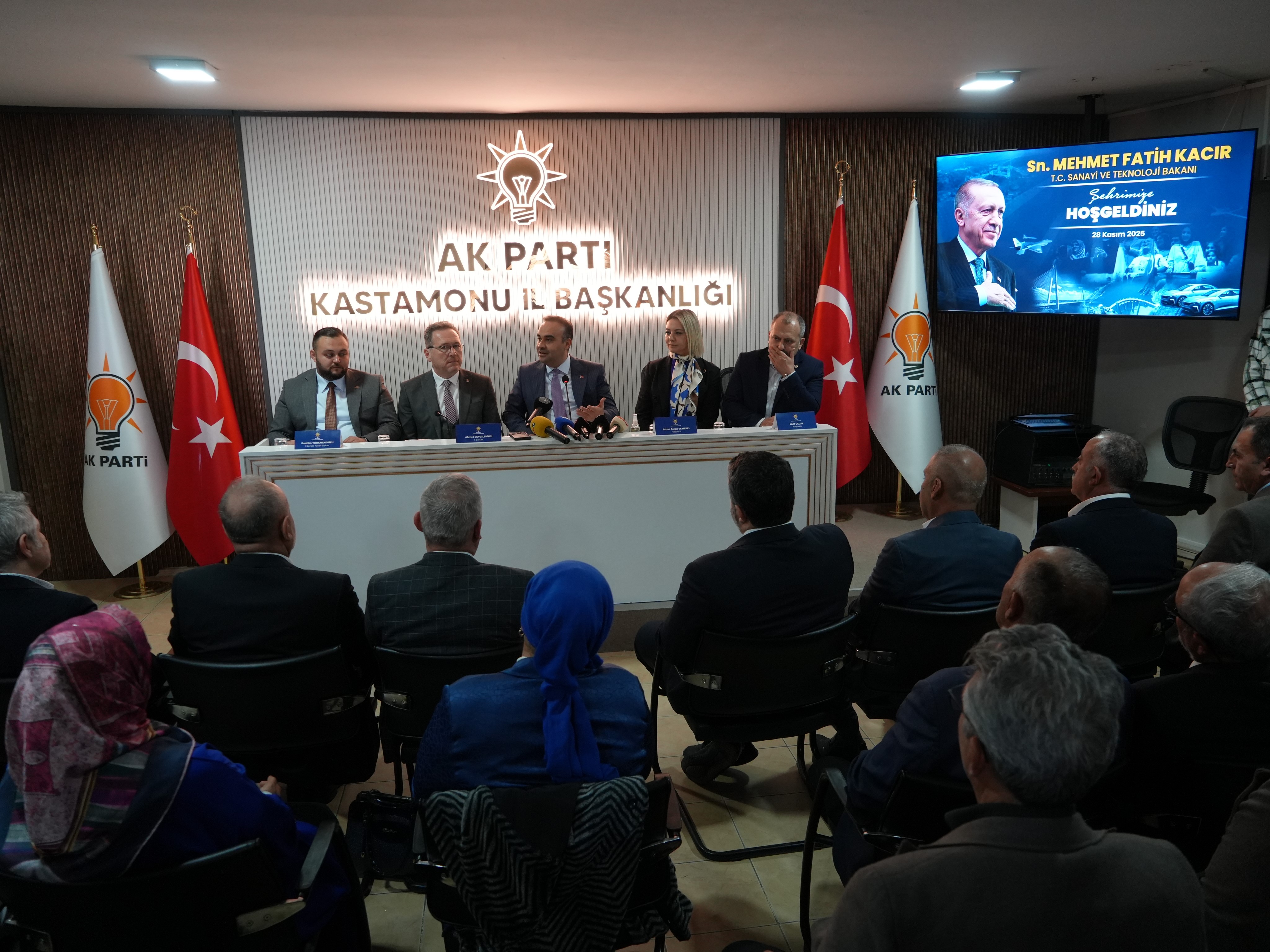 Bakan Kacır: "Türkiye bugün artık dünyanın en önemli üretim merkezlerinden biri"