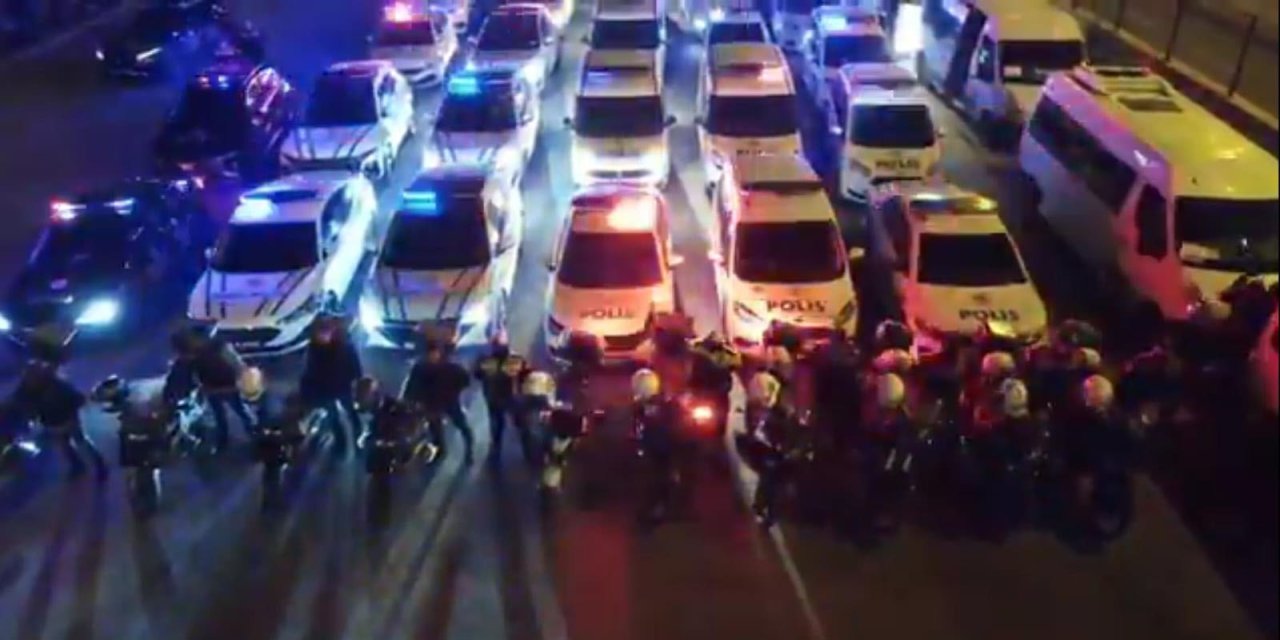 Ruhsatsız Silah ve Uyuşturucu Ele Geçirildi: 74 Aranan Şüpheli Yakalandı