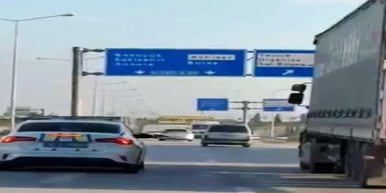 Korku Dolu Anlar: Dur İhtarına Uymayan TIR Sürücüsü Silah Doğrultularak Durduruldu