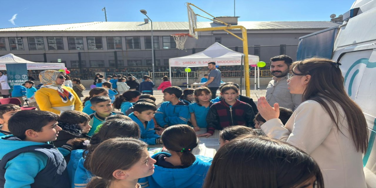Şırnak’ta “Sağlıklı Okul Sağlıklı Gelecek” Etkinliği Düzenlendi