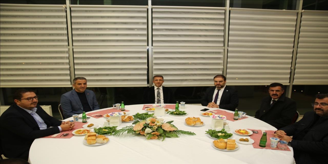 Şırnak Üniversitesi Rektörü Alkış, STK Temsilcileriyle Buluştu