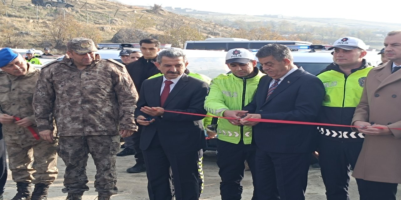 Şırnak’ta 159 Yeni Hizmet Aracı Törenle Hizmete Alındı