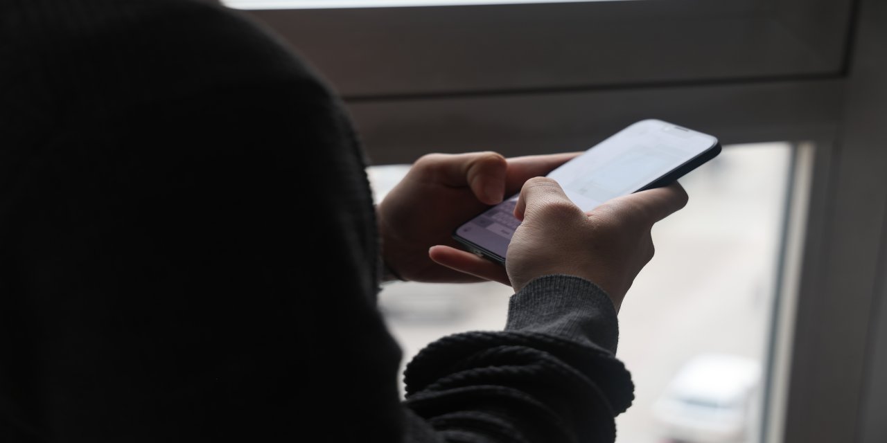 Uzmanlar Uyarıyor: Kısa Video Bağımlılığı Günlük Hayatı Felç Ediyor