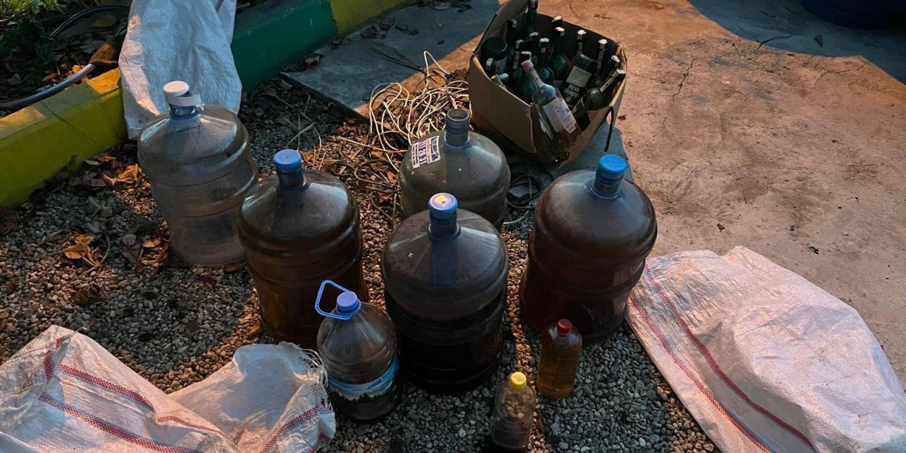 Yeni yıl öncesi 6 ton sahte alkol ele geçirildi