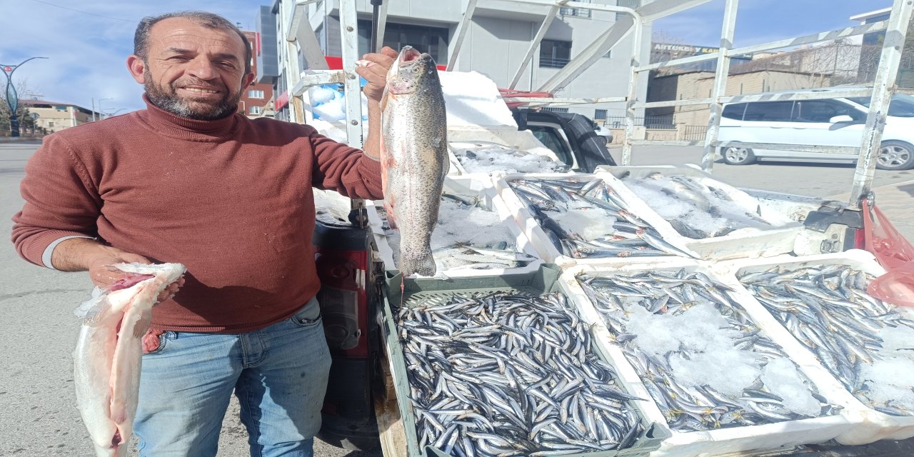 30 Yıldır Deniz Ürünlerini Şırnaklılarla Buluşturuyor