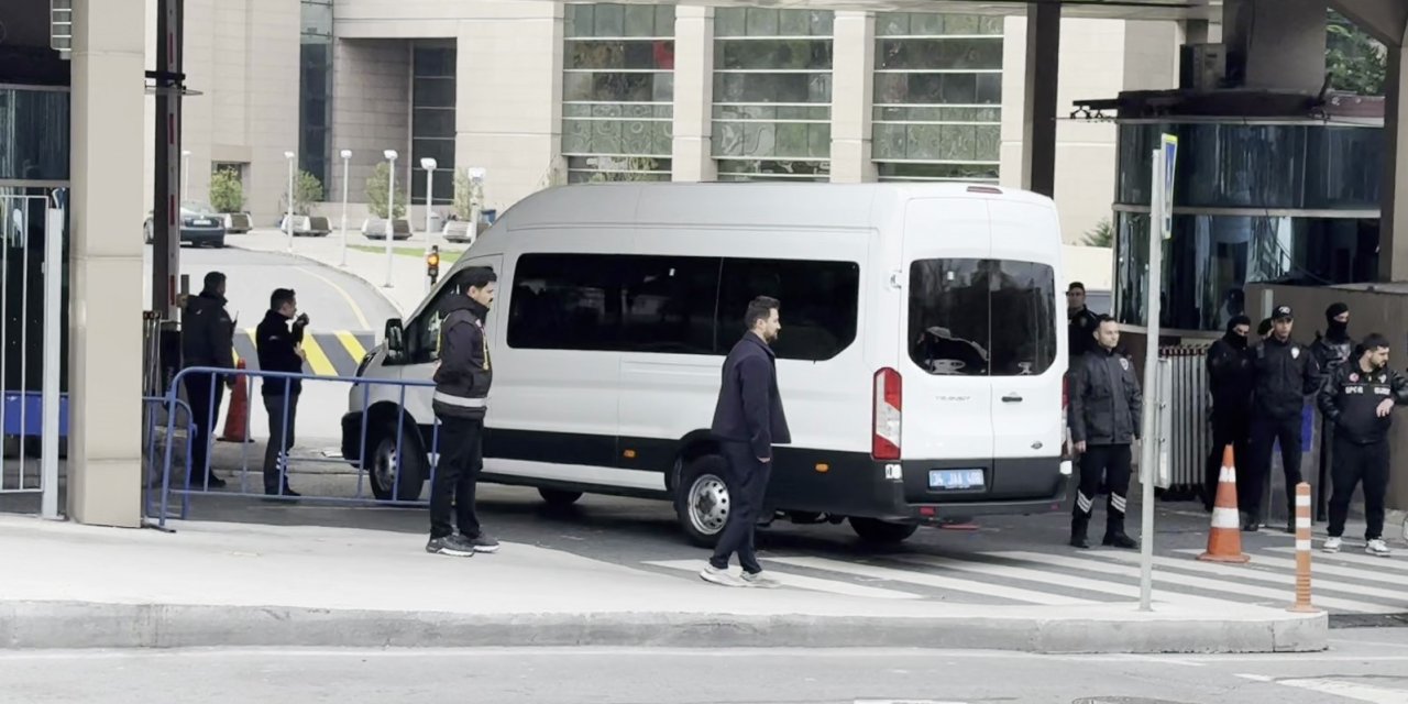 Sadettin Saran, Adli Tıp Kurumundaki işlemlerin ardından adliyeye getirildi