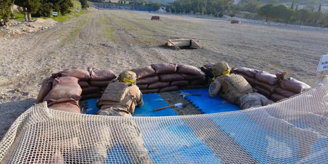 JÖH ve JÖAK birliklerinden hedeflere tam isabet