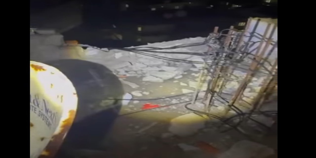 Şırnak Kumçatı’da Apartmana Yıldırım Düştü: Maddi Hasar Meydana Geldi