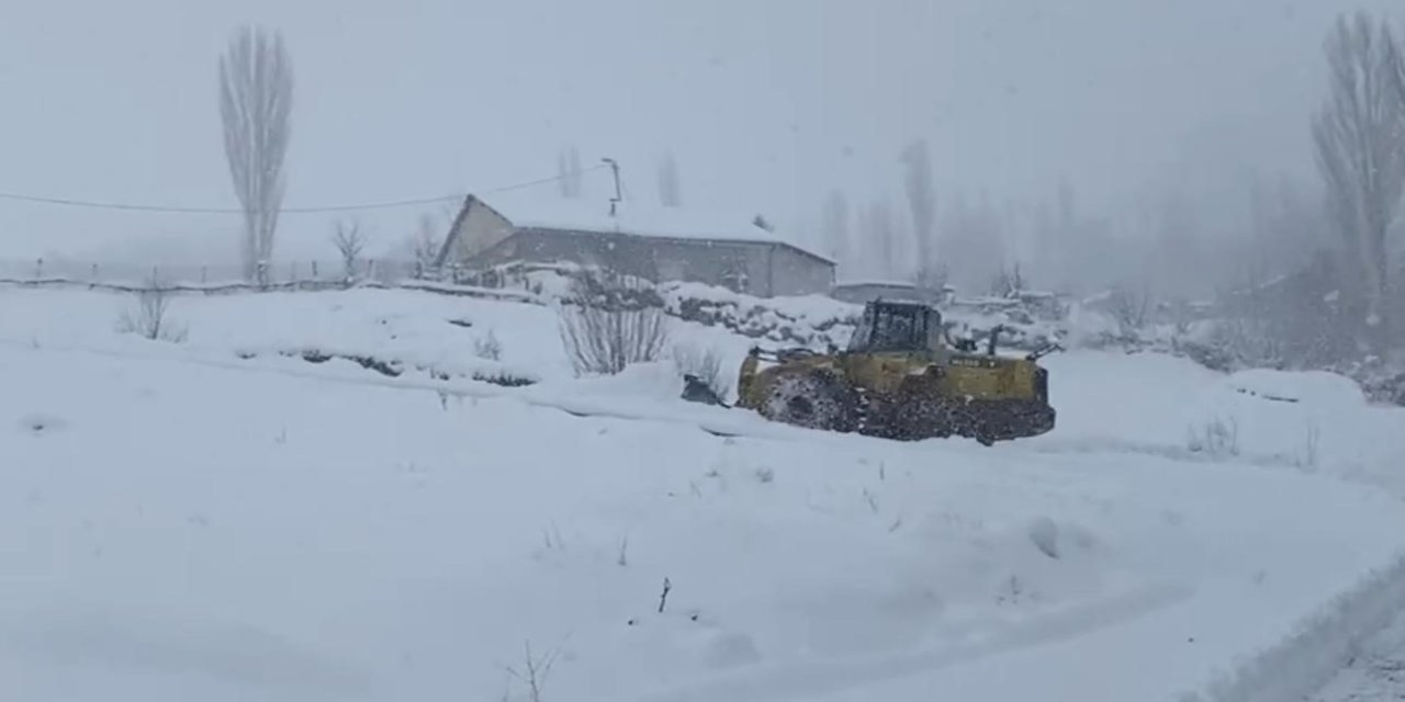 Beytüşşebap’ta Kar Tatili! Eğitime Buzlanma ve Don Engeli