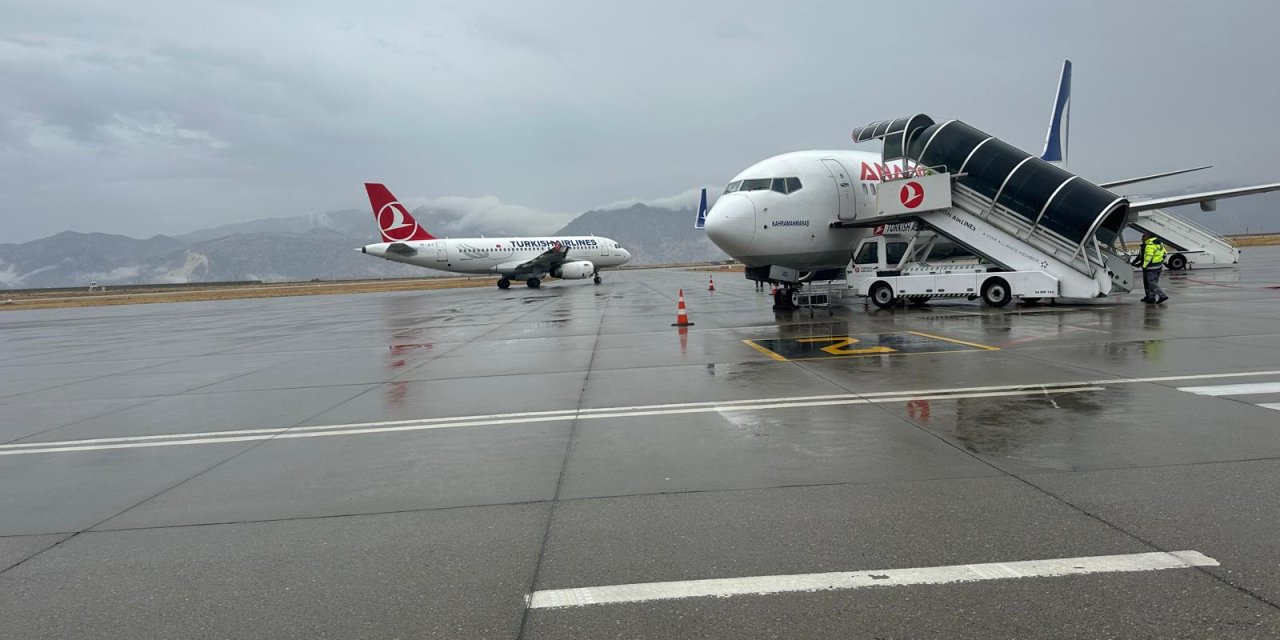 Şırnak’ta Uçak seferleri iptal edildi