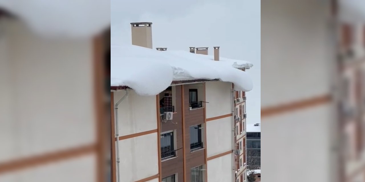 Şırnak’ta Toki Konutlarının Çatılarında Biriken Kar Tehlike Saçıyor