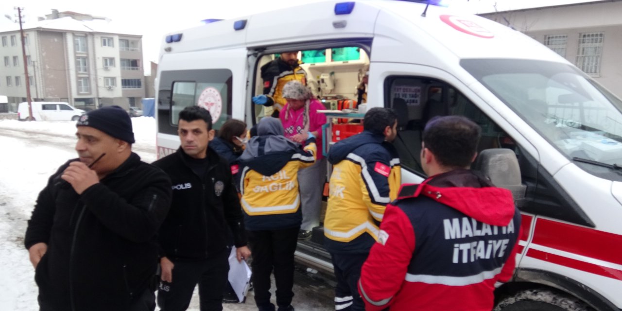 Karı-Koca Doğalgazdan Zehirlendi! Komşuları Kurtardı