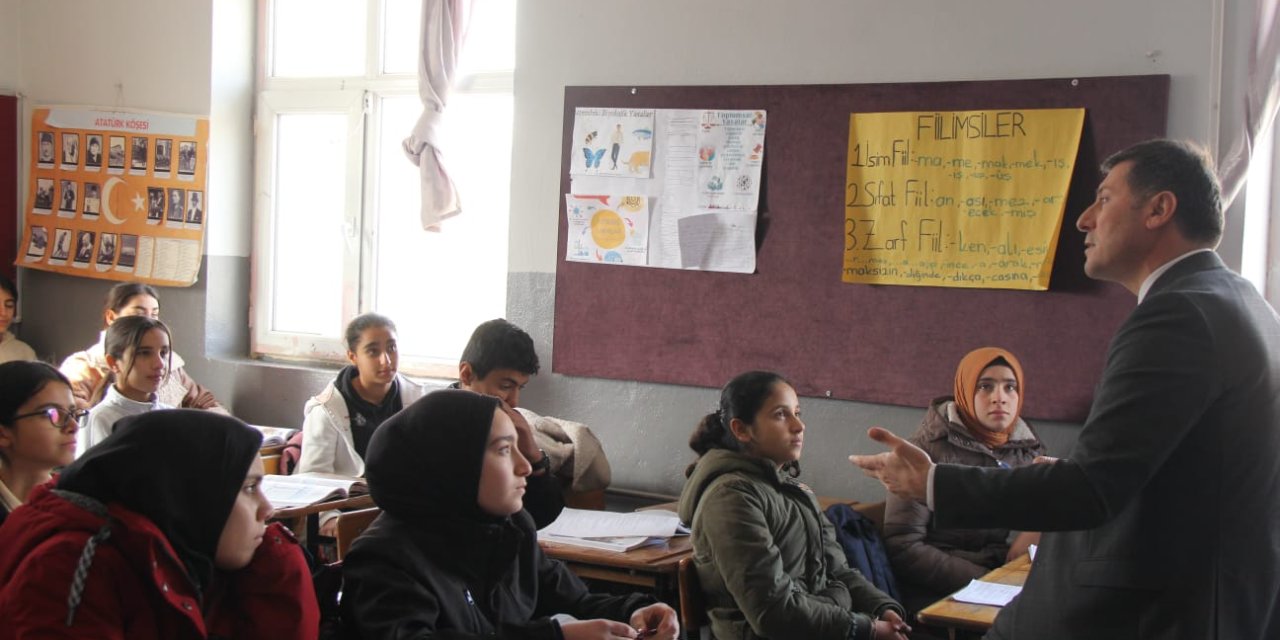 Cizre Milli Eğitim Müdürü okullarda incelemelerde bulundu