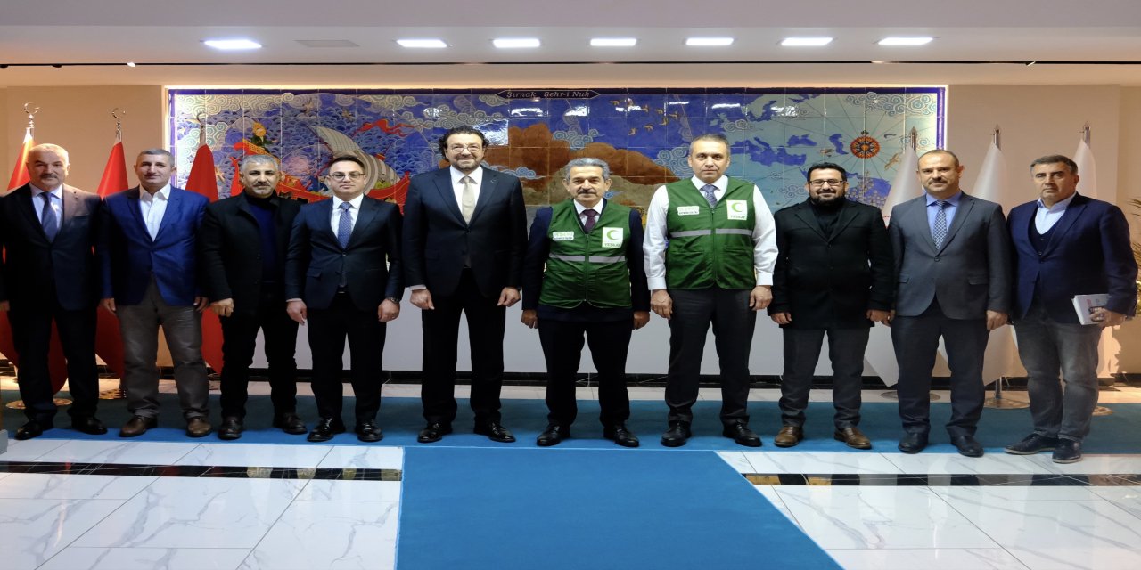Yeşilay Heyetinden Şırnak Valisi Birol Ekici’ye Nezaket Ziyareti