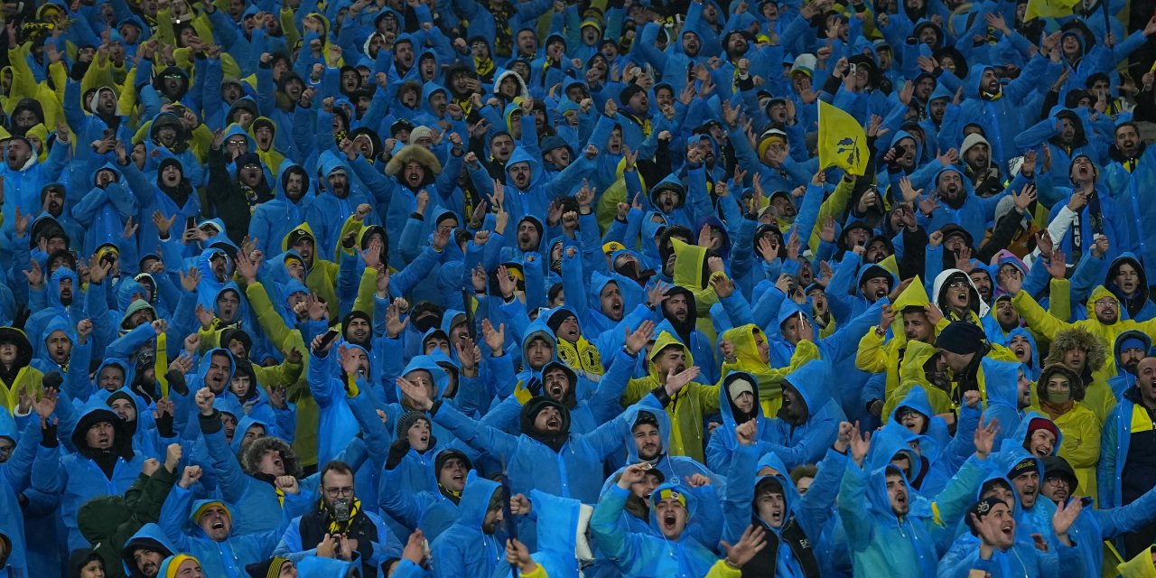 Turkcell Süper Kupa finalini 58 bin 397 seyirci takip etti