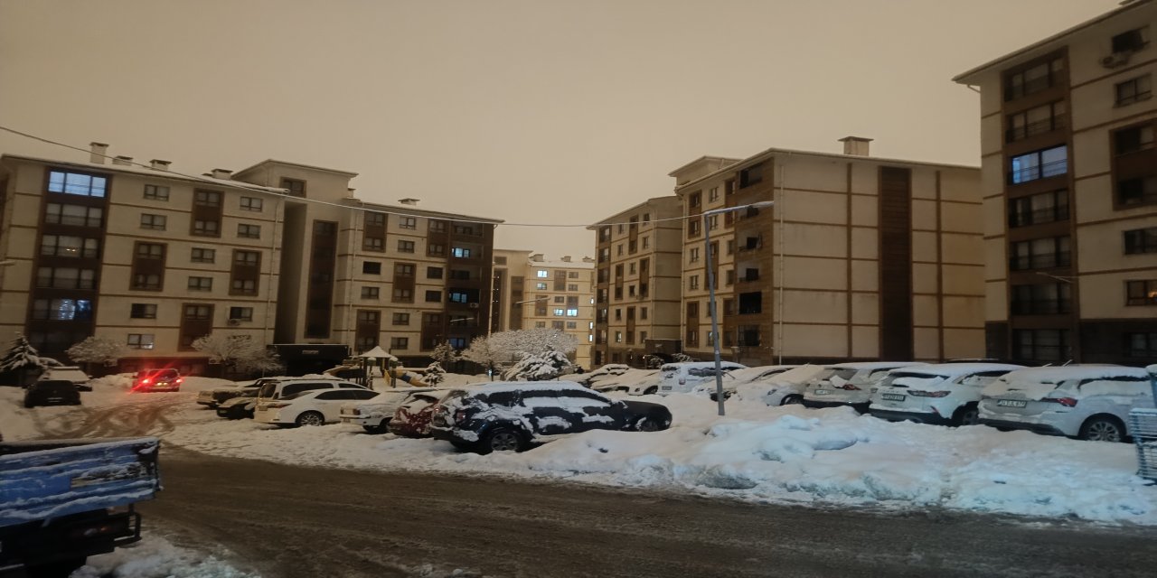 Şırnak’ta Yeni Mahalle’de Elektrik Kesintisi Tepkilere Neden Oldu