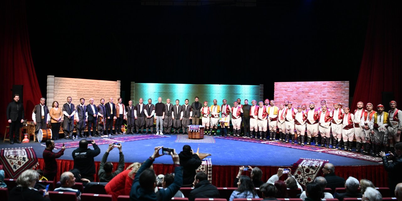 Dünyada bir ilki yaptılar, İki UNESCO geleneğini aynı sahnede sergilediler