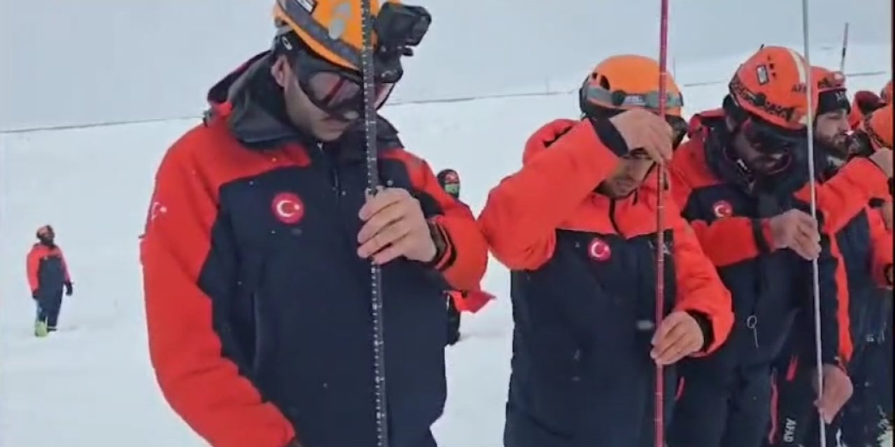 Şırnak AFAD, Çığda Hayat Kurtaracak Ekipler Yetiştiriyor