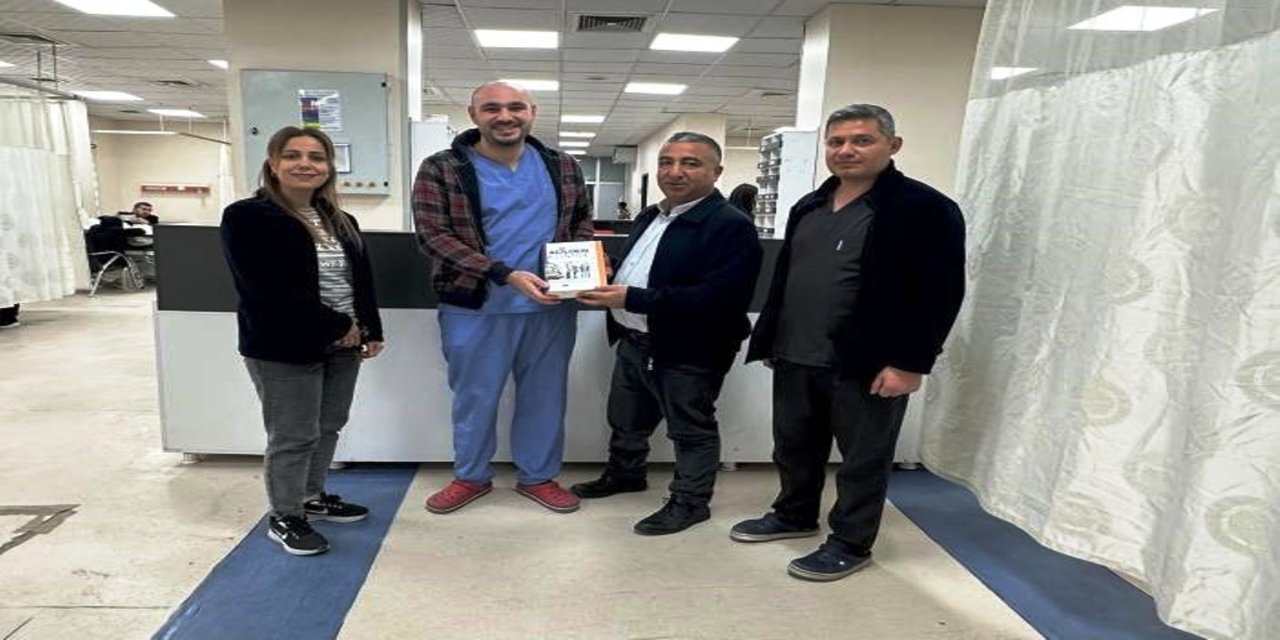 Cizre’de Hekimlere Büyük Destek! "Acilin El Kitabı" İlk Kez Dağıtılmaya Başlandı